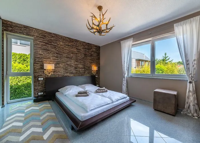 Hoerilux * Gaienhofen (Baden-Wurttemberg)