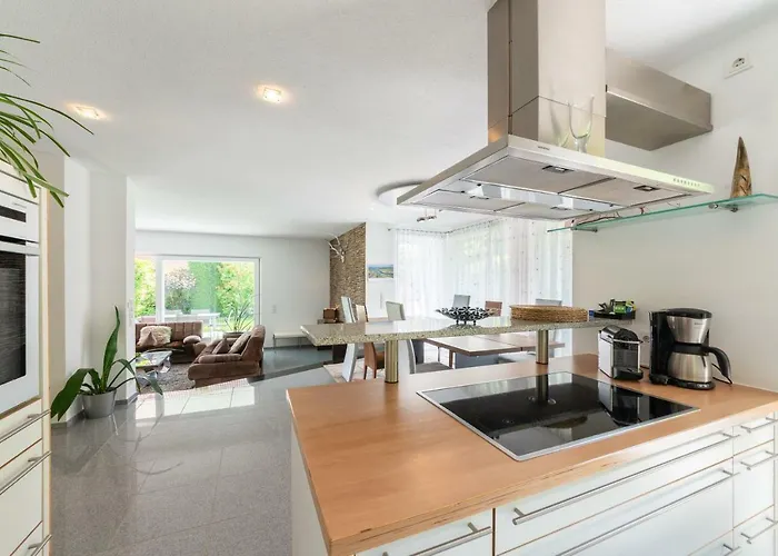 Hoerilux * Gaienhofen (Baden-Wurttemberg)